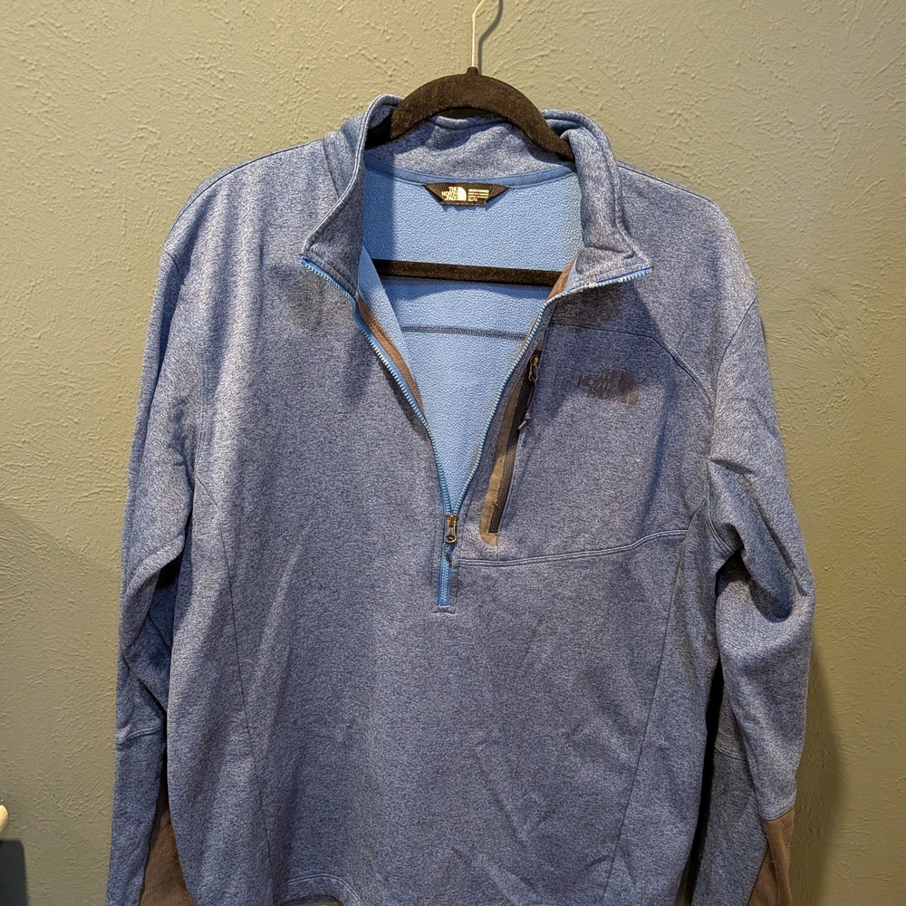 North Face Men's 1/2 Zip Blue Fleece Pullover